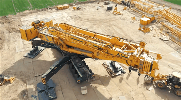 打破“全球第一吊”纪录!徐工全球最大4000吨级吊车首战告捷插图 打破“全球第一吊”纪录!徐工全球最大4000吨级吊车首战告捷