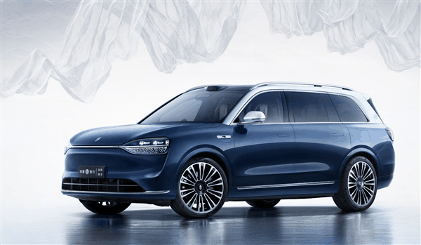 创历史新高！3月新能源汽车渗透率飙升 超越燃油车近在咫尺