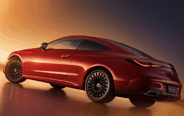 取代C级、E级Coupe车型！全新奔驰CLE轿跑上市：售45.76万起