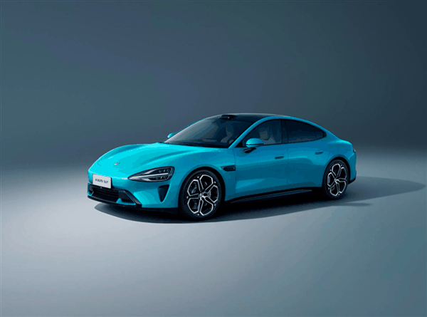 小米SU7二排腿部被质疑空间小 雷军：比特斯拉Model S、标轴宝马5大！