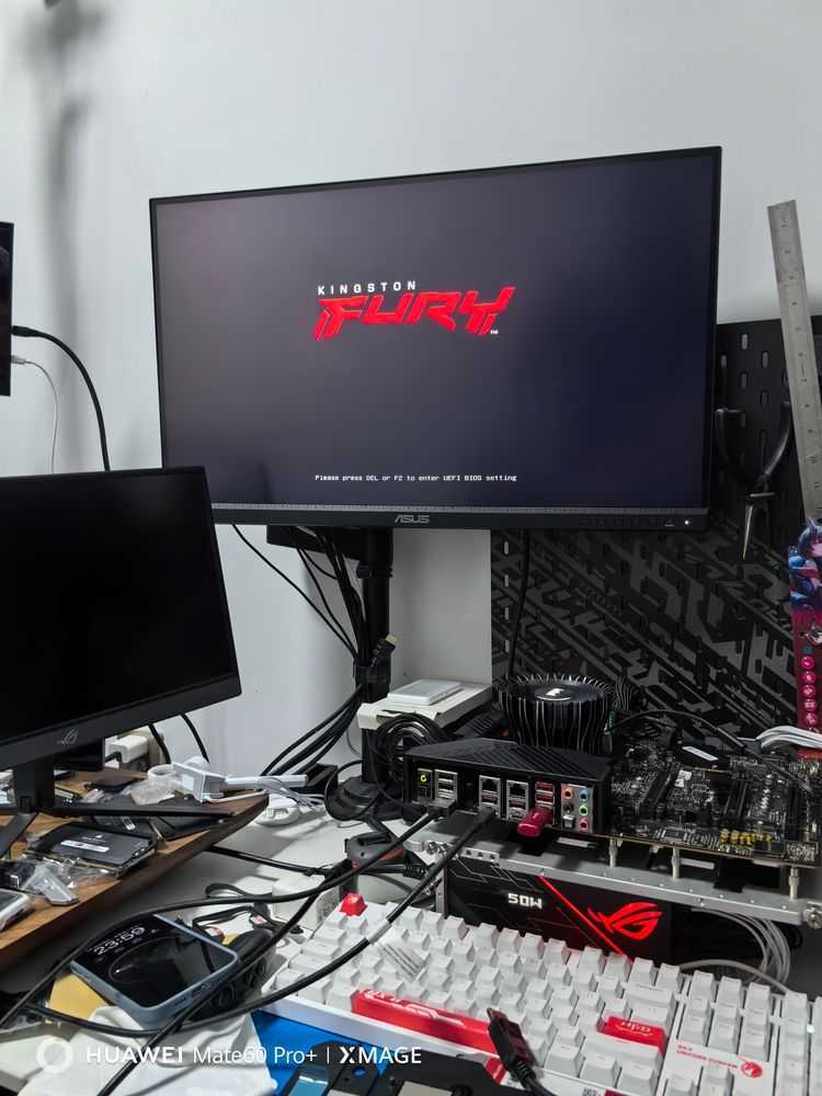 华硕定制 ROG 主板曝光,采用笔记本内存 SODIMM 插槽插图1 华硕定制 ROG 主板曝光,采用笔记本内存 SODIMM 插槽