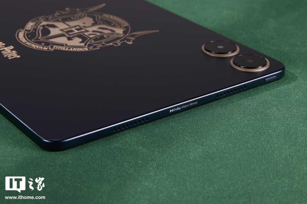 Redmi Pad Pro 哈利・波特版图赏:「霍格沃茨校徽」镌刻,收纳包变入学通知书插图13 Redmi Pad Pro 哈利・波特版图赏:「霍格沃茨校徽」镌刻,收纳包变入学通知书