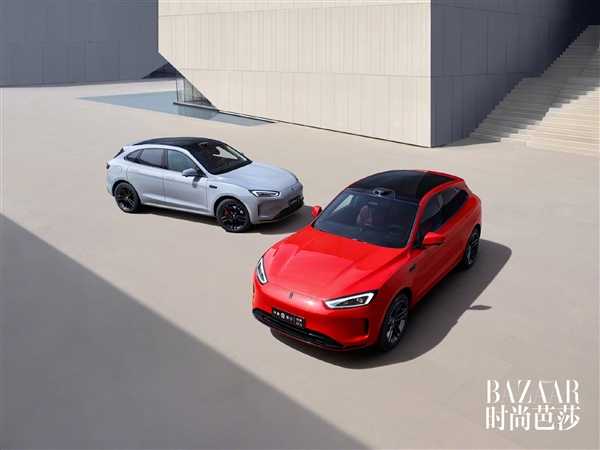 问界新M5：12小时订单破万，展现强劲市场潜力