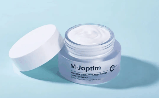 身体素颜霜用洗面奶能洗掉吗?洗面奶能洗掉身体素颜霜吗插图 身体素颜霜用洗面奶能洗掉吗1