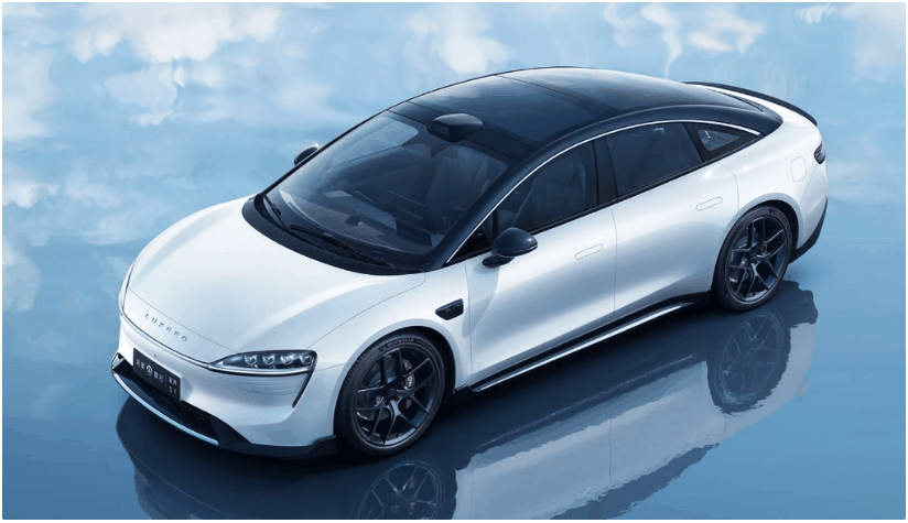 网友提议智界 S7 车型增加华为 Pura 70 手机同款配色,余承东:可以安排!插图1 网友提议智界 S7 车型增加华为 Pura 70 手机同款配色,余承东:可以安排!