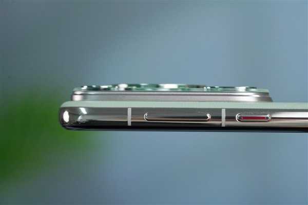 10999元!华为Pura 70 Ultra图赏:伸缩摄像头吸睛插图23 10999元!华为Pura 70 Ultra图赏:伸缩摄像头吸睛