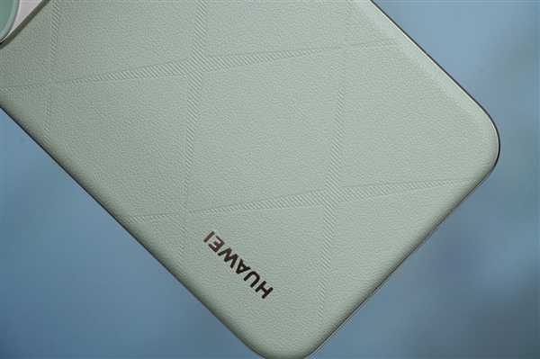 10999元!华为Pura 70 Ultra图赏:伸缩摄像头吸睛插图24 10999元!华为Pura 70 Ultra图赏:伸缩摄像头吸睛