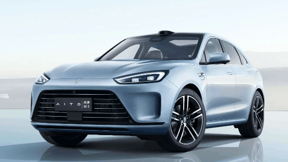 问界M5智驾版V3.3.9.6系统更新发布，多项功能优化提升