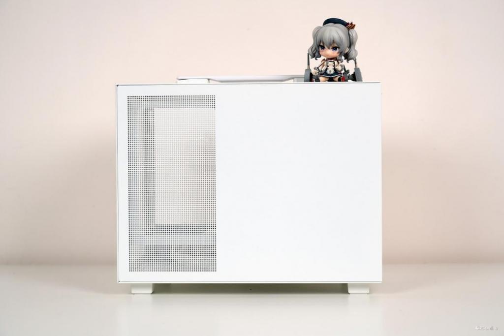 纯白便携 ITX 机箱 九州风神 CH160 试装体验插图10 纯白便携 ITX 机箱 九州风神 CH160 试装体验
