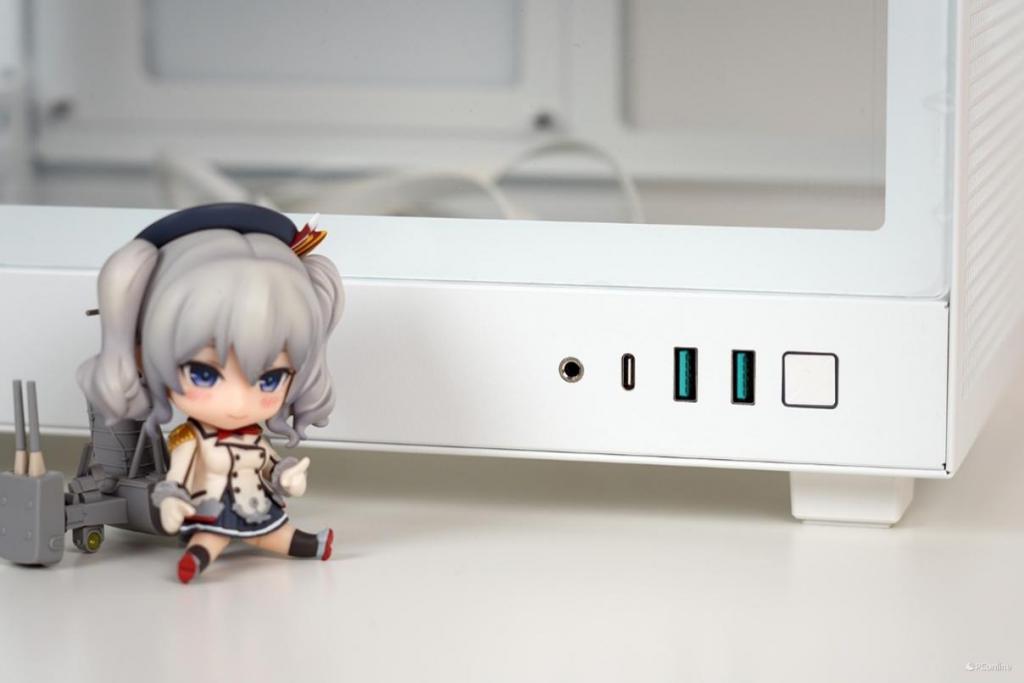 纯白便携 ITX 机箱 九州风神 CH160 试装体验插图13 纯白便携 ITX 机箱 九州风神 CH160 试装体验