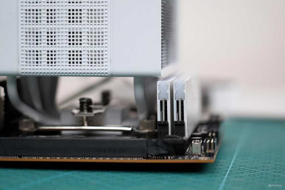 纯白便携 ITX 机箱 九州风神 CH160 试装体验插图22 纯白便携 ITX 机箱 九州风神 CH160 试装体验