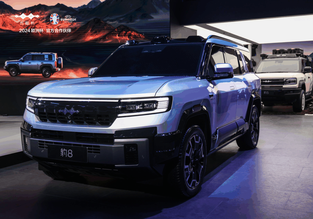 方程豹携产品全家桶登陆北京国际车展,豹5加推新版车型插图1 方程豹携产品全家桶登陆北京国际车展,豹5加推新版车型