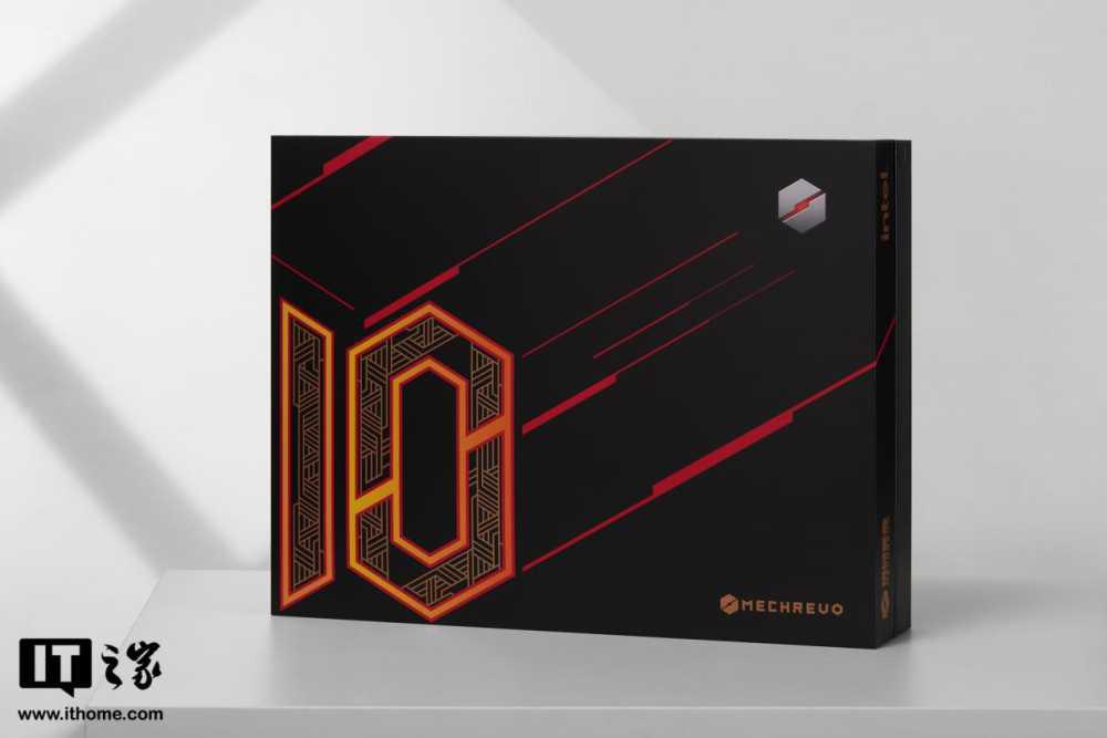 机械革命耀世 16 Pro 游戏本图赏,金属机身,炫彩灯效插图 机械革命耀世 16 Pro 游戏本图赏,金属机身,炫彩灯效