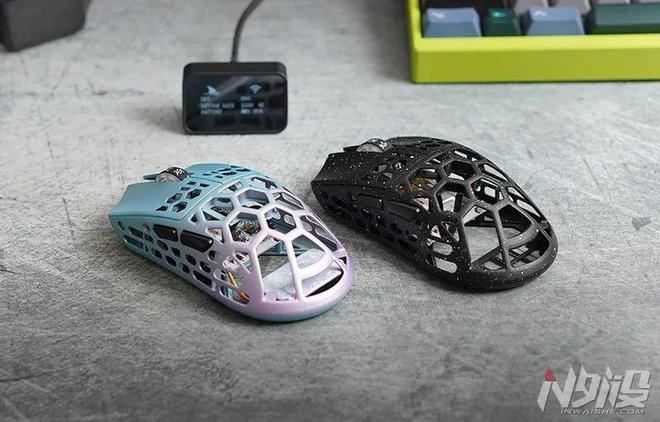 达摩鲨M2值得买吗? Darmoshark M2镁合金无线游戏鼠标拆解评测插图2