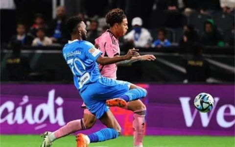 利雅得新月刷新连胜纪录 32连胜遥遥领先