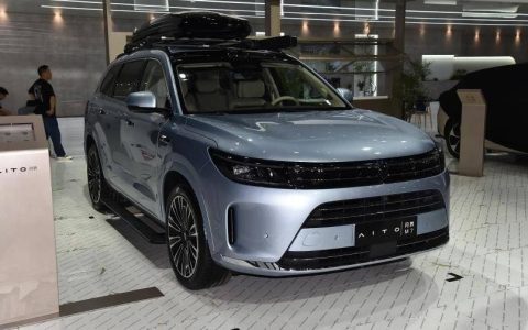 买问界20天充电故障 多位车主出现类似情况