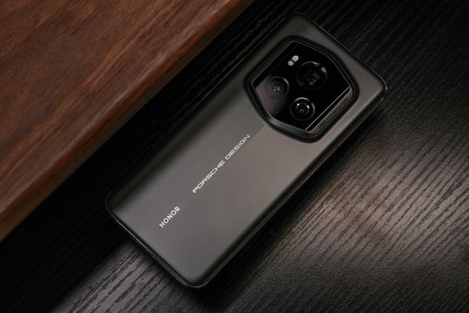 荣耀Magic6 RSR 保时捷设计怎么样 荣耀Magic6 RSR 保时捷设计上手体验插图5