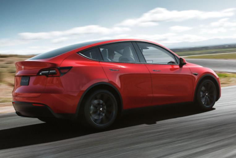 特斯拉毁约多家企业HR抢人 还优先面试！