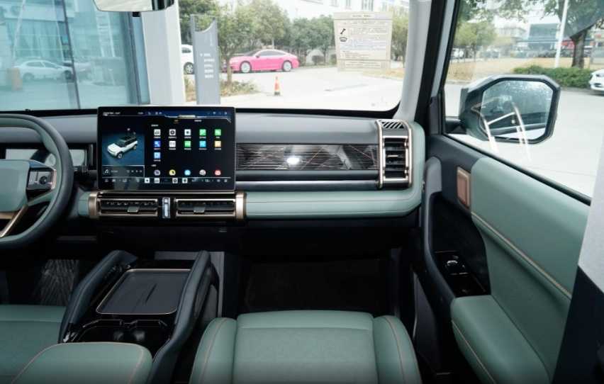 有惊喜有不足,路上偶遇奇瑞iCAR 03,没想到我率先被这点吸引了插图4 有惊喜有不足,路上偶遇奇瑞iCAR 03,没想到我率先被这点吸引了