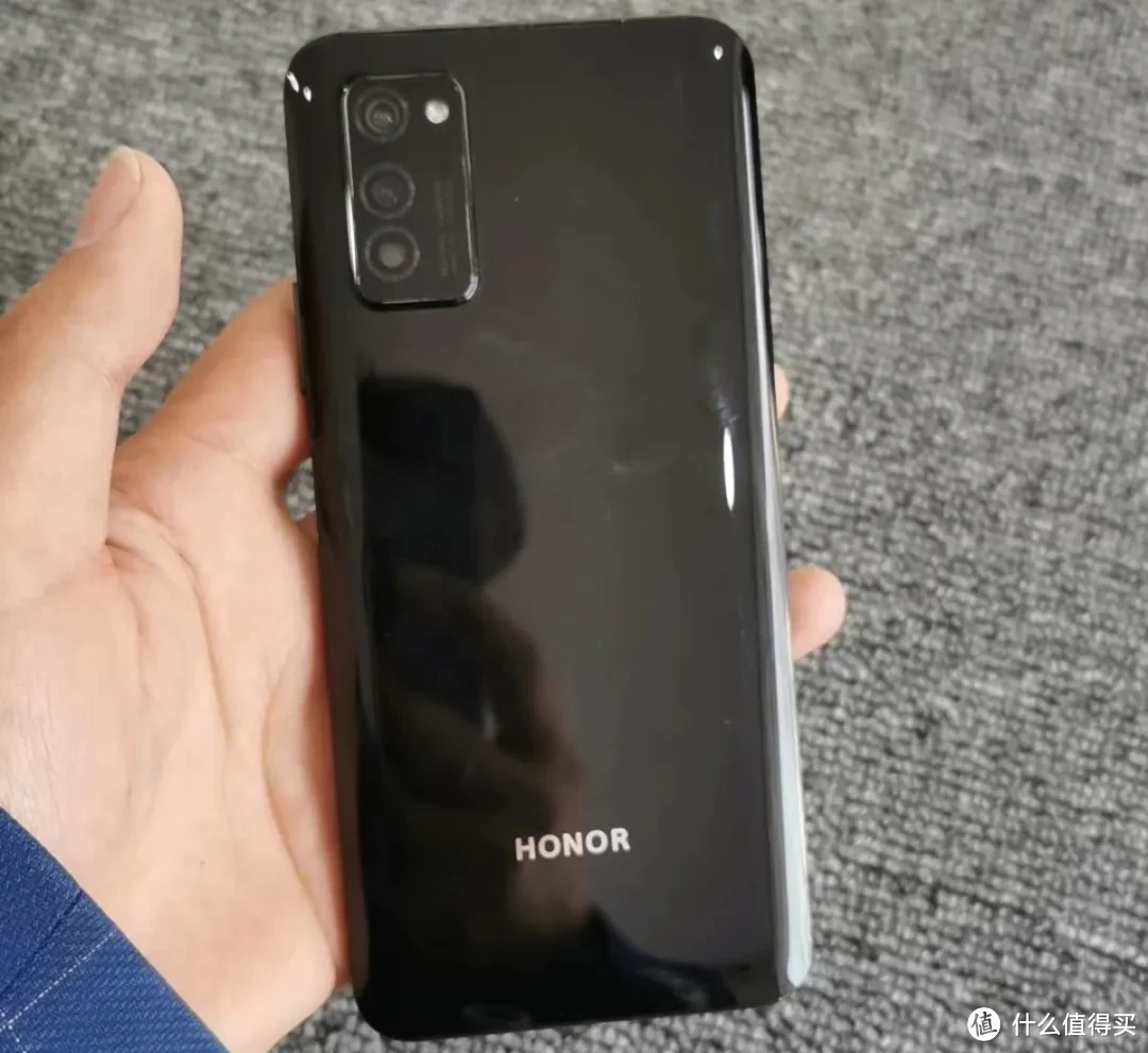 性价比最高的麒麟990手机,能升鸿蒙5.0,超越nova6插图1 性价比最高的麒麟990手机,能升鸿蒙5.0,超越nova6