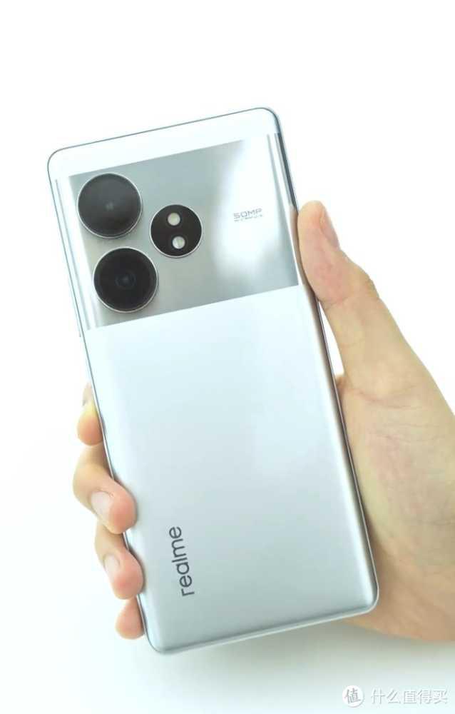 科技资讯 篇八:真我GT Neo6 SE已提档发布,搭载第三代骁龙7+芯片,京东方8T LTPO微曲屏插图3 真我GT Neo6 SE已提档发布,搭载第三代骁龙7+芯片,京东方8T LTPO微曲屏