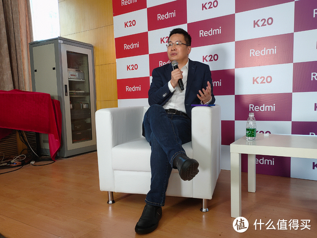 一个尴尬的事实：小米的销量中，低端红米撑起85%