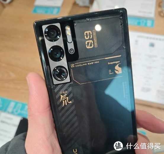 四月安卓性能榜告诉你顶级性能手机怎么买!这几台手机才是目前最强的插图4 四月安卓性能榜告诉你顶级性能手机怎么买!这几台手机才是目前最强的