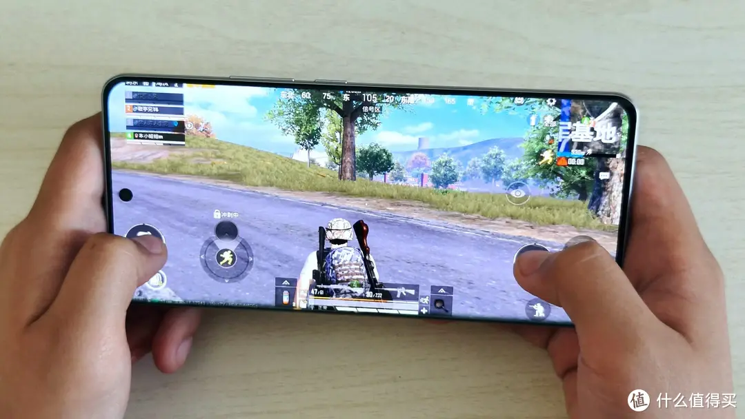 1699元起,全新“射门员”真我GT Neo6 SE上手评测!插图5 1699元起,全新“射门员”真我GT Neo6 SE上手评测!