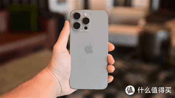 苹果终于解决老问题！新iPhone技术消除鬼影