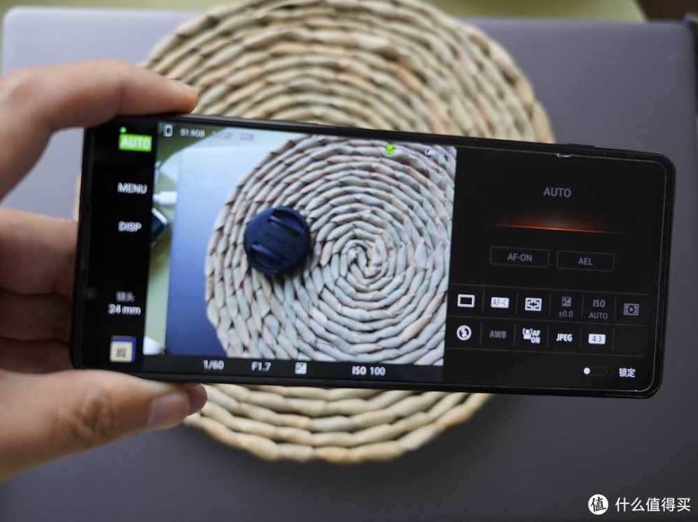 都2024了，让我看看谁还在用索尼手机