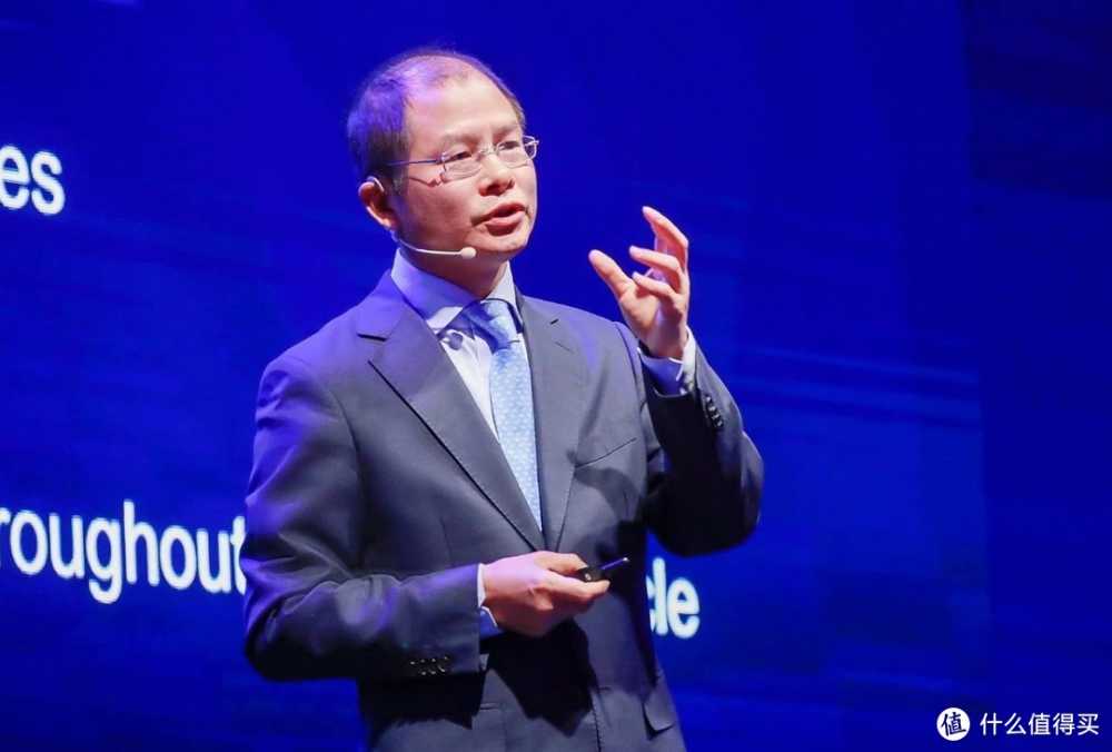 不再兼容安卓软件？华为轮值董事长：mate70有望运行“纯血鸿蒙”！