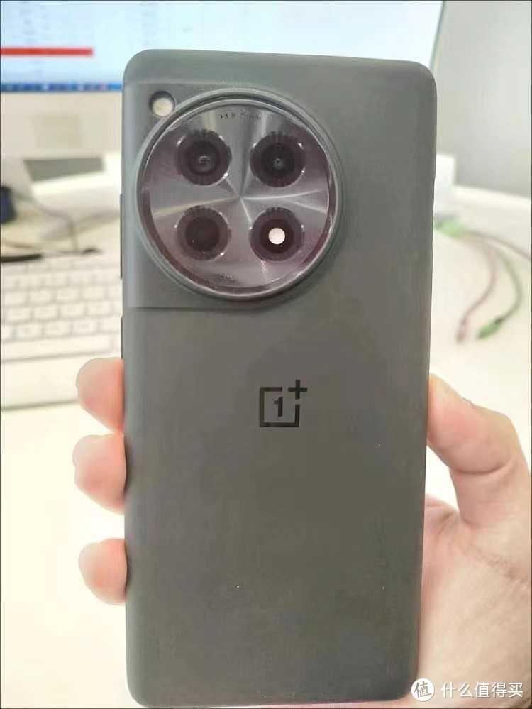 数码 篇七十五:看书不伤眼,一加ACE3护眼更健康插图1 看书不伤眼,一加ACE3护眼更健康