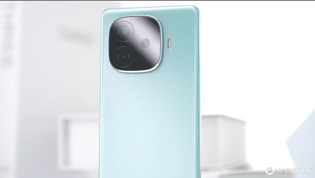 手机平板 篇八:iQOO Z9三个版本有哪些不同,一个视频告诉你该怎么选插图3 iQOO Z9三个版本有哪些不同,一个视频告诉你该怎么选