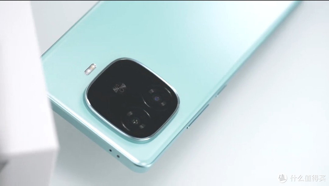 手机平板 篇八:iQOO Z9三个版本有哪些不同,一个视频告诉你该怎么选插图2 iQOO Z9三个版本有哪些不同,一个视频告诉你该怎么选