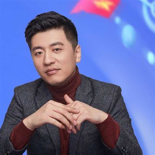 张雪峰公开鼓励生育:女员工生孩子奖1万 男员工妻子奖6666元插图 张雪峰公开鼓励生育:女员工生孩子奖1万 男员工妻子奖6666元