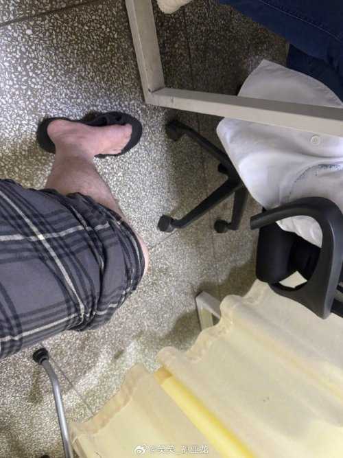 再入医院！游戏主播孙亚龙：又中奖了 右腿疑静脉血栓