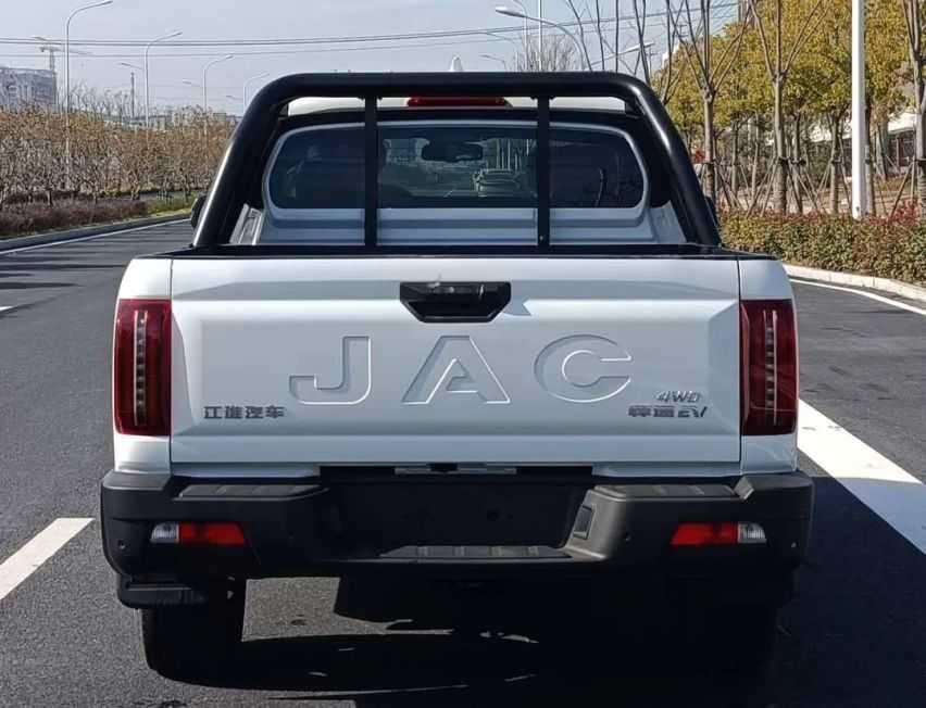 纯电四驱、500+km续航，江淮悍途EV工信图公布