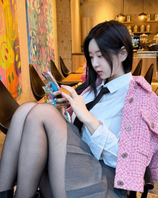 接住泼天流量!女主体模在刚刚ins介绍中加上《星刃》插图7 接住泼天流量!女主体模在刚刚ins介绍中加上《星刃》