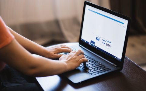 笔记本键盘失灵的原因和解决方法是什么