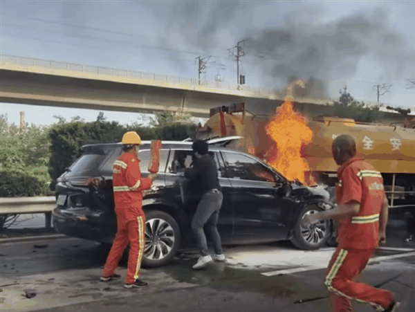 问界M7高速事故 3人遇难：我最想骂这些无良的营销号