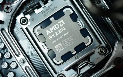 无核显更具性价比！锐龙7 8700F图赏