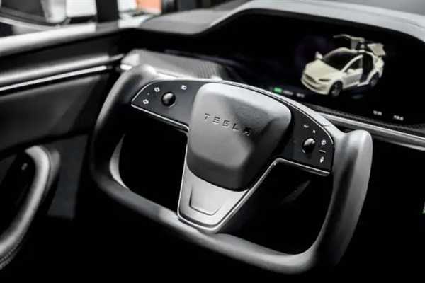 马斯克一个响指:特斯拉暴涨4000亿!插图2 马斯克一个响指:特斯拉暴涨4000亿!