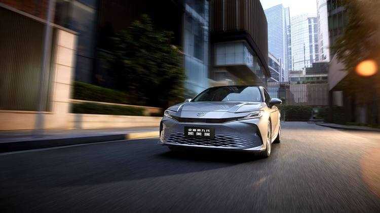 务实、传承、创新，家庭选车绕不开的选项，解析第9代凯美瑞