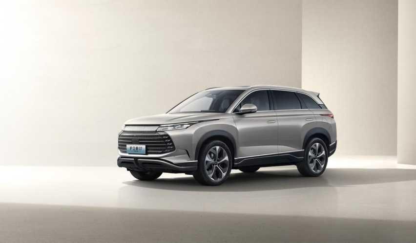 价格降幅惊人,配置全面升级!比亚迪护卫舰07荣耀版17.98万元起售!插图6 价格降幅惊人,配置全面升级!比亚迪护卫舰07荣耀版17.98万元起售!