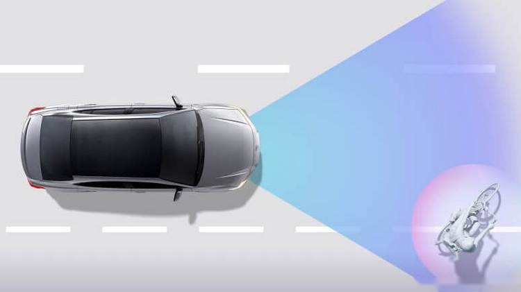 务实、传承、创新，家庭选车绕不开的选项，解析第9代凯美瑞