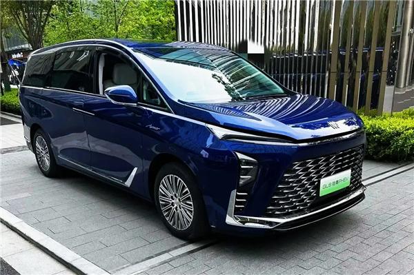 新动力+世纪同款外观 别克GL8能否“混”水摸鱼插图