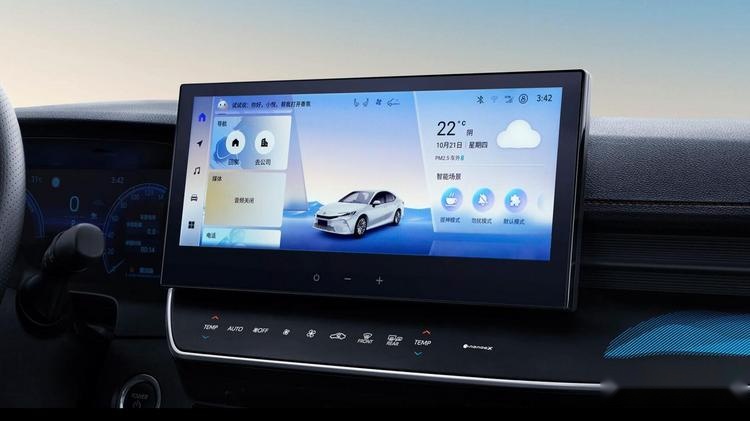 务实、传承、创新，家庭选车绕不开的选项，解析第9代凯美瑞