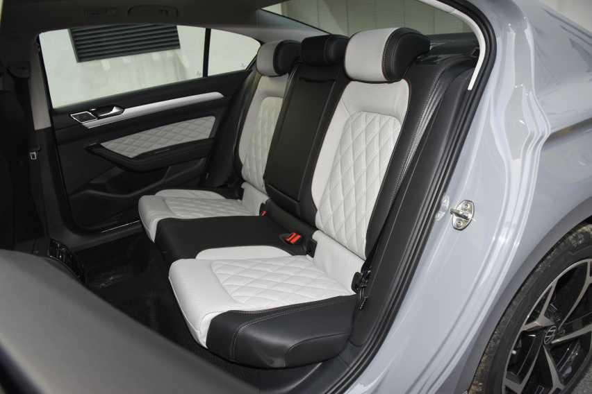 即将换代！一汽大众迈腾还值得买吗？