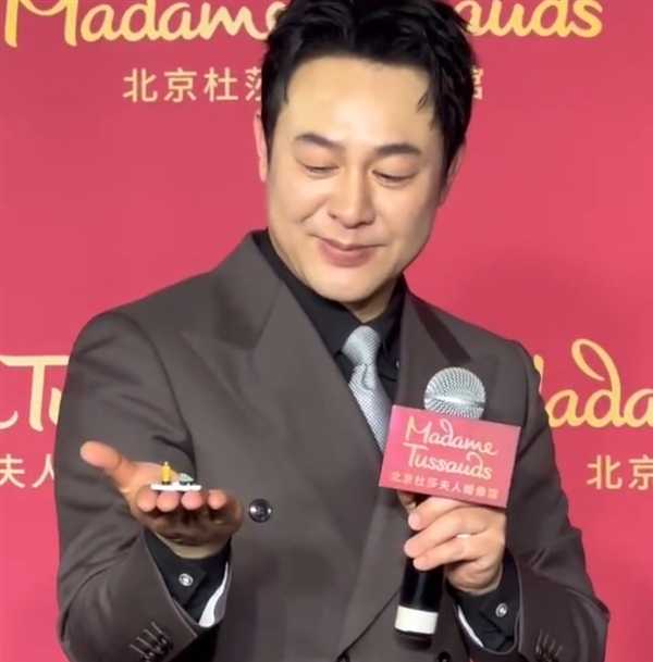 张颂文:雷军送的小米SU7还没去提插图 张颂文:雷军送的小米SU7还没去提