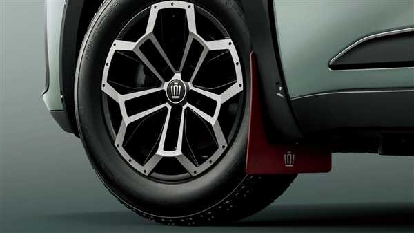 离地间隙升高、装上红色挡泥板!丰田皇冠越野套件版出炉插图4 离地间隙升高、装上红色挡泥板!丰田皇冠越野套件版出炉